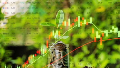 According to the report, investment is now an “industry that is in transition” with ESG approaches become more commonplace